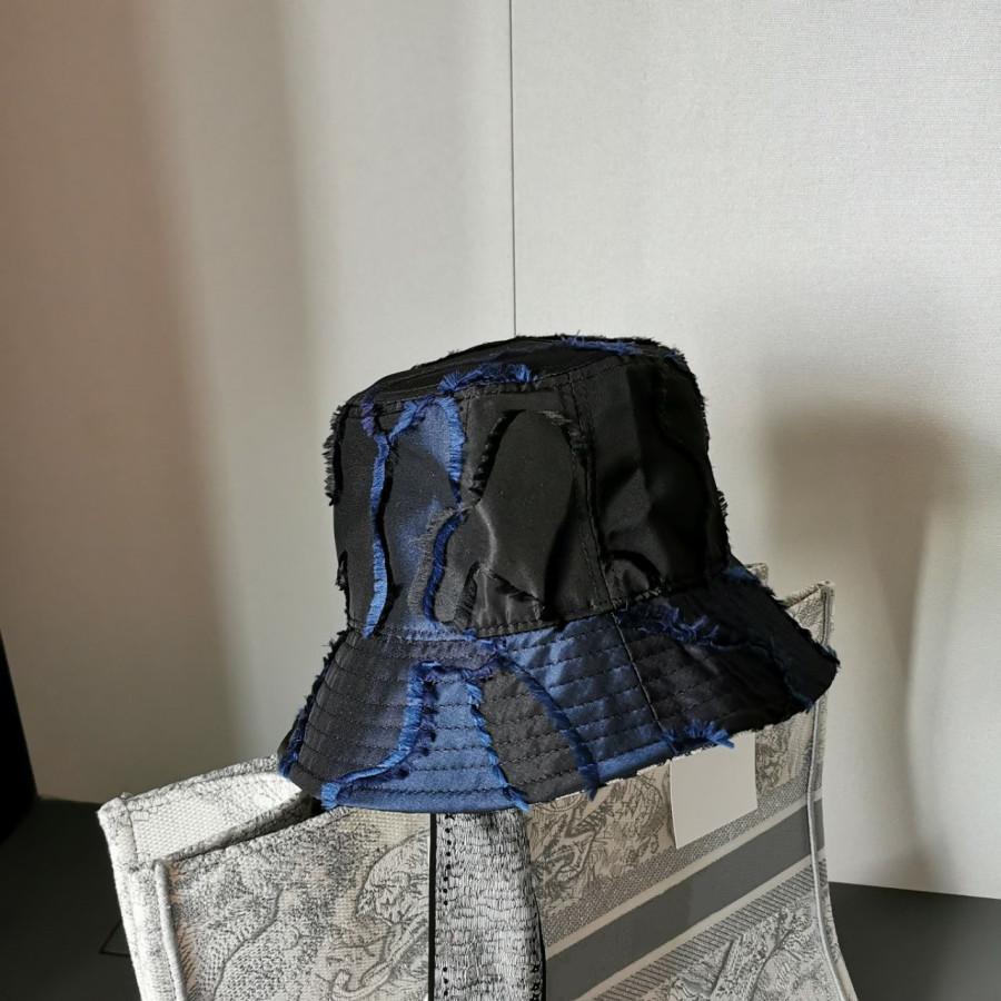 Top quality Fashion designer Bucket Hat Hot Bonnet Winter Cap Women classic letter Hats Men's Women's Beanie Baseball Caps, Blue
Top quality Fashion designer Bucket Hat Hot Bonnet Winter Cap Women classic letter Hats Men's Women's Beanie Baseball Caps, Blue