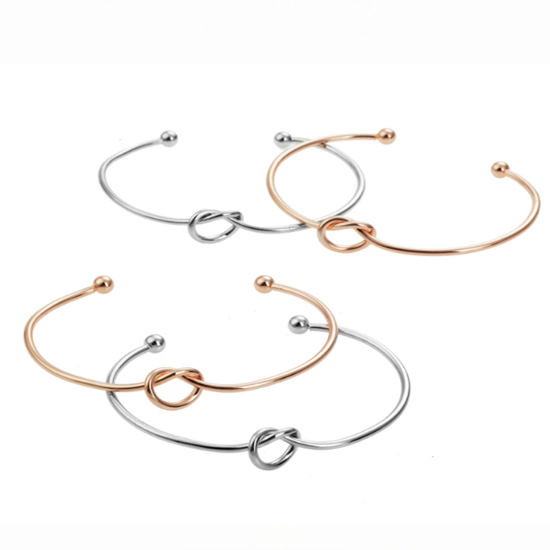 Luxury designer jewelry bracelets stainless steel Alloy Simple Love knotted open bracelet men fashion bangle women wholesale, Golden;silver
Luxury designer jewelry bracelets stainless steel Alloy Simple Love knotted open bracelet men fashion bangle women wholesale, Golden;silver
