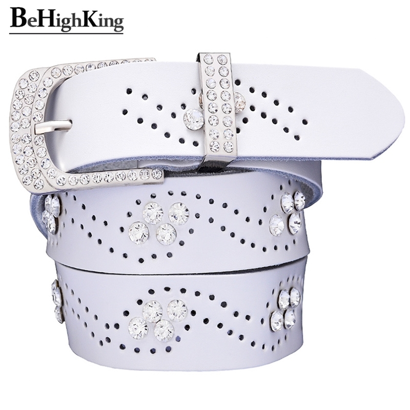 Designer belts 2023 Fashion hollow belts for women Quality Cow skin genuine leather female belt rhinestone waist strap Width 3.3 cm White
Designer belts 2023 Fashion hollow belts for women Quality Cow skin genuine leather female belt rhinestone waist strap Width 3.3 cm White