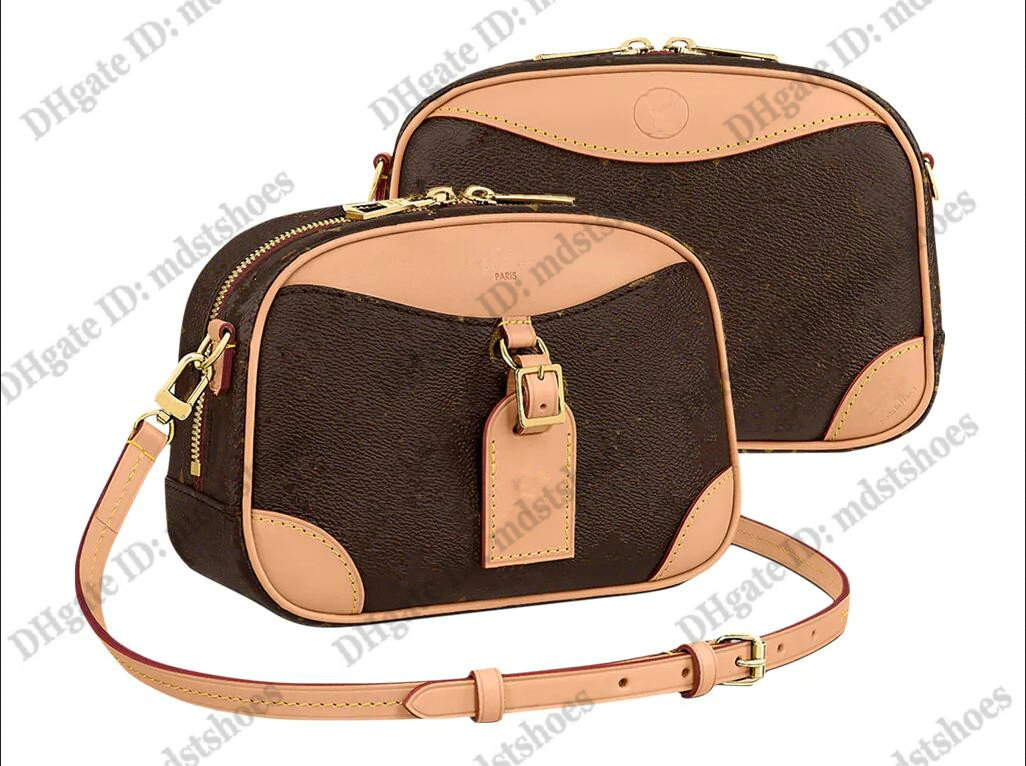 Deauville Mini Camera Bag Womens Designer Luxurys Flap Leather CrossBody Shoulder Bags M45528
Deauville Mini Camera Bag Womens Designer Luxurys Flap Leather CrossBody Shoulder Bags M45528