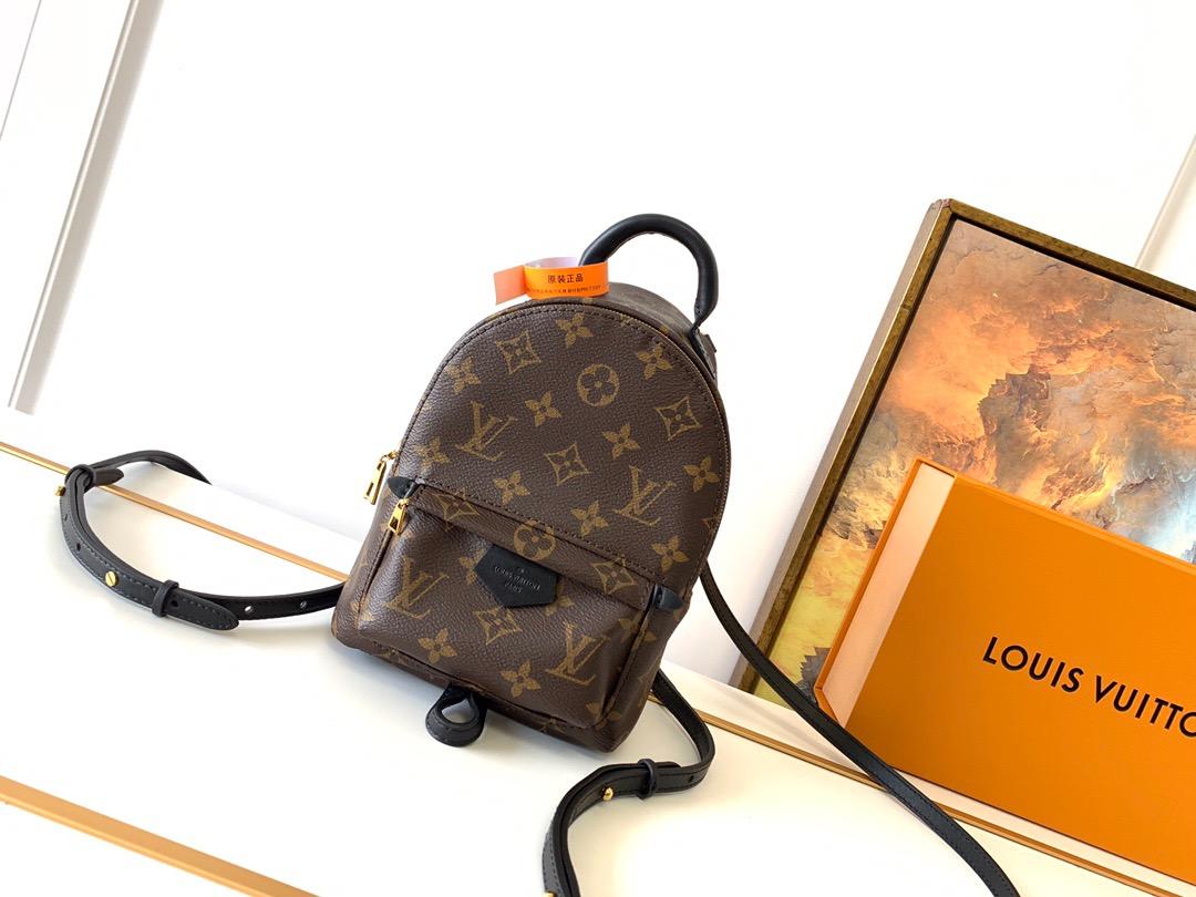 Fashion PALM SPRINGS Mini Backpack Women Leather Handbags Luxury Messenger Bags Women Travel Shoulder Bags GGLVLouis
Vitton
Fashion PALM SPRINGS Mini Backpack Women Leather Handbags Luxury Messenger Bags Women Travel Shoulder Bags GGLVLouis
Vitton