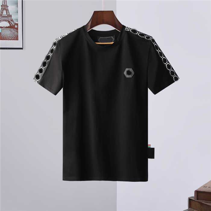 Europe fashion brand men's versatile printing Phillip plain short sleeve QP letter simple youth luxury T-shirt, Black
Europe fashion brand men's versatile printing Phillip plain short sleeve QP letter simple youth luxury T-shirt, Black