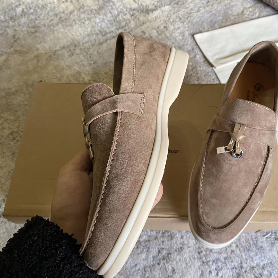 LORO PIANA Summer Charms embellished Walk suede loafers shoes Brown Genuine leather casual slip on flats women Luxury Designers fl1068048, Apricot
LORO PIANA Summer Charms embellished Walk suede loafers shoes Brown Genuine leather casual slip on flats women Luxury Designers fl1068048, Apricot