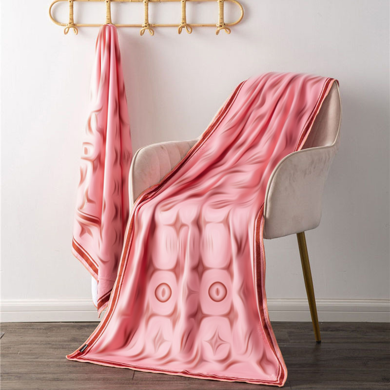 5 Styles Fashion luxurys letter Printed Beach Towel Adults Home Quick Dry Pool High Quality Bath Towels Free Ship
5 Styles Fashion luxurys letter Printed Beach Towel Adults Home Quick Dry Pool High Quality Bath Towels Free Ship
