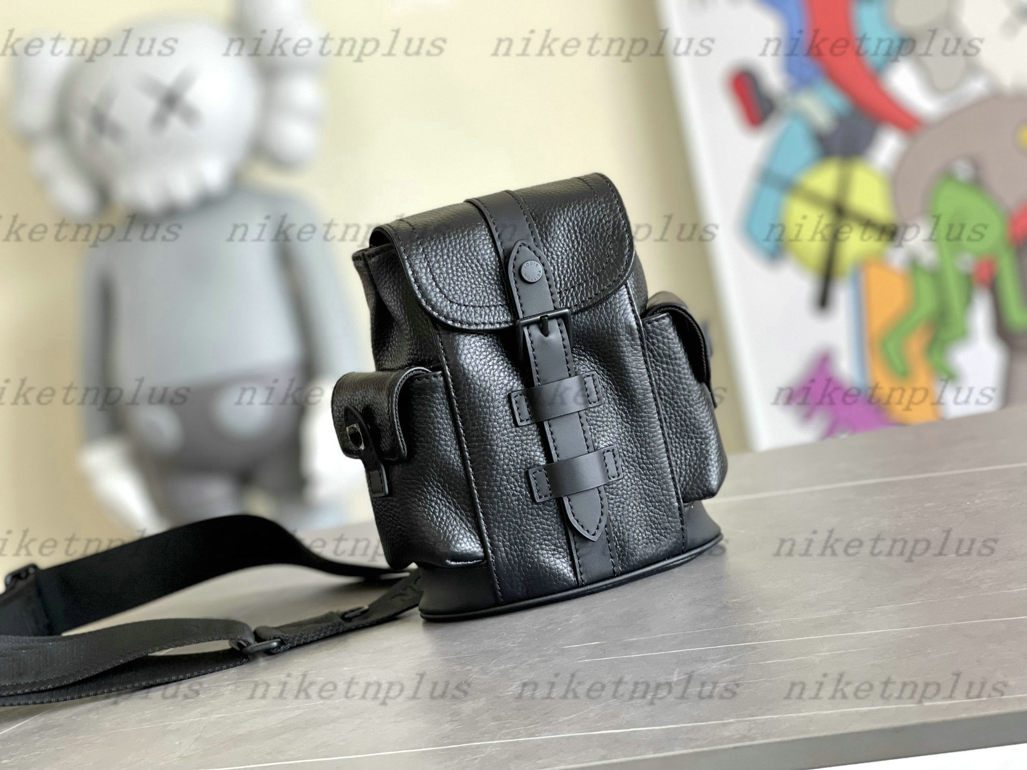 Mini Christopher Xs Mens Chest Bag Package Waist Pockets Designer Single Shoulder Bags Handbags Travel Bag Leather Totes M58495, Dont sell it alone
Mini Christopher Xs Mens Chest Bag Package Waist Pockets Designer Single Shoulder Bags Handbags Travel Bag Leather Totes M58495, Dont sell it alone