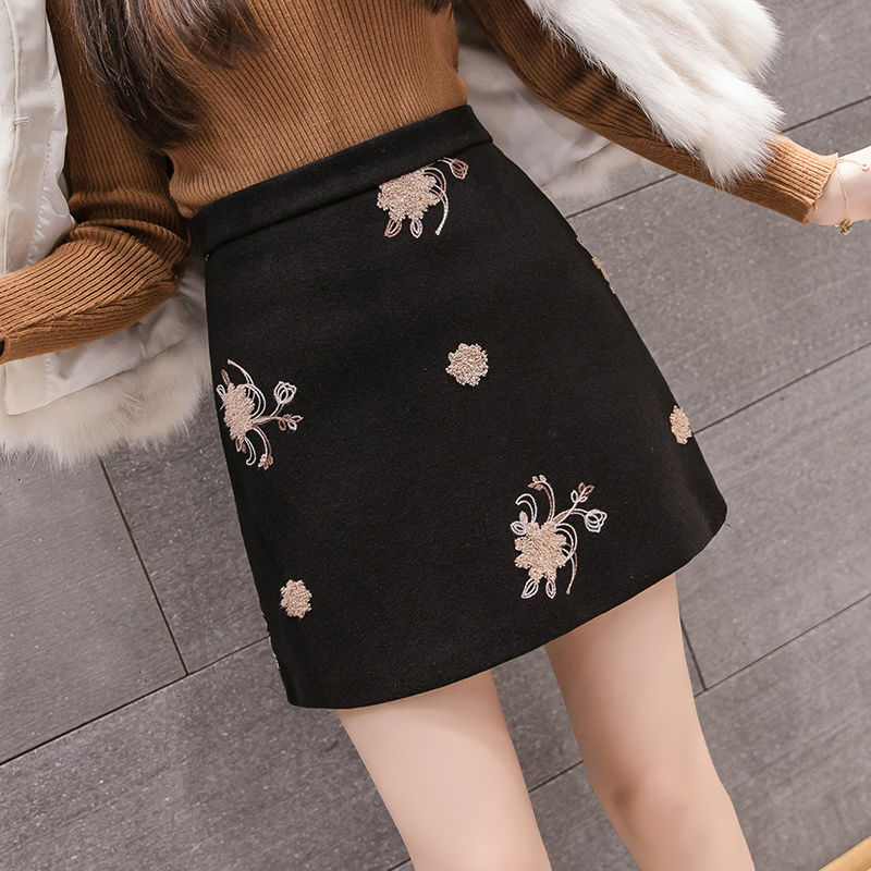 Arrival Autumn Winter Women High Waist Slim Woolen Skirts Floral Embroidery Vintage A-line Mini Skirt Top Quality S234 210512