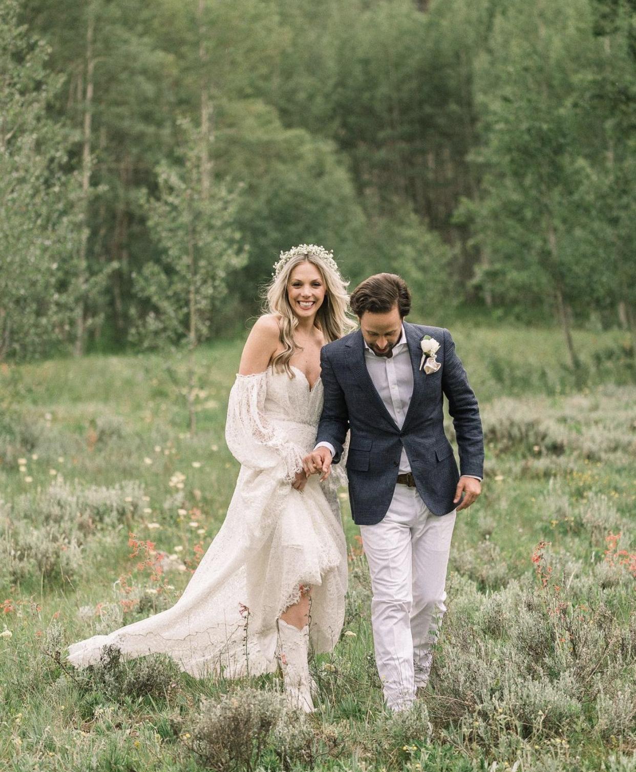 Hippie Style Country Lace Wedding Dress For Bride 2022 Sweetheart Neck Off Shoulder Boho Graden Long A Line Bridal Gowns Full Sleeve Reception Beach D
