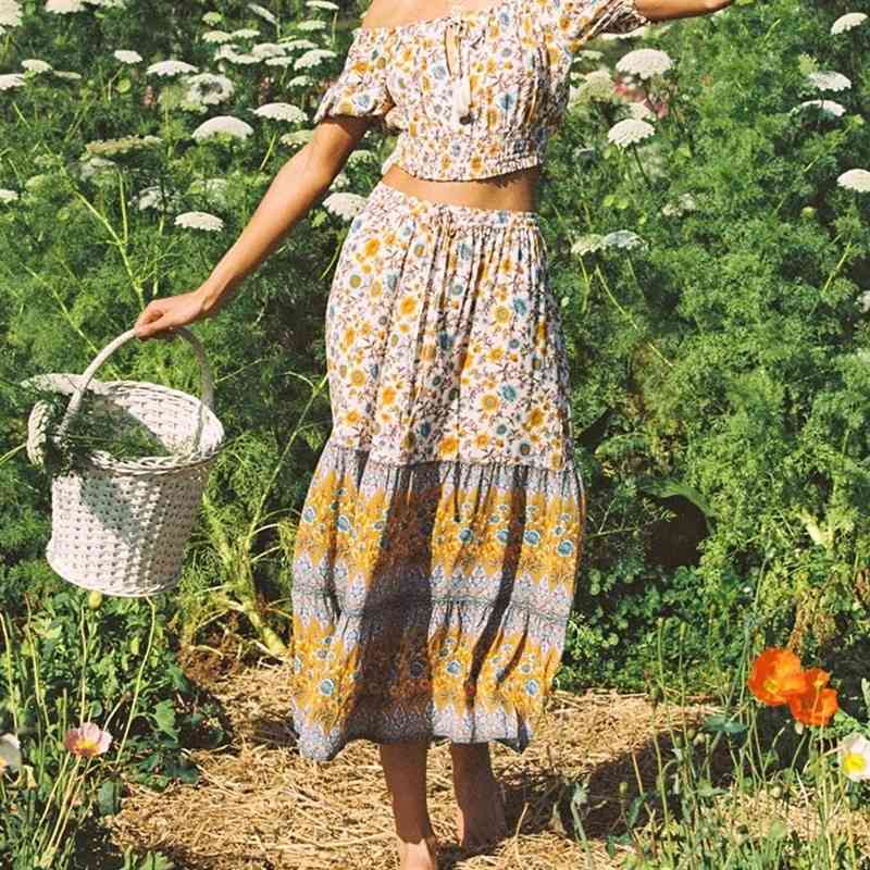 3 Colors Bohemia Floral Print Long Skirt BOHO Stitching Ruched Ruffle Hem Holiday Women Adjust Stream Waist Swing Skirts 210429