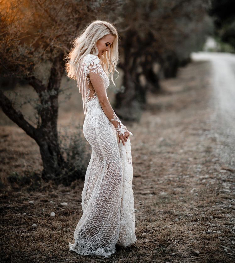 2021 Vintage Lace Mermaid Wedding Dresses Bridal Gowns Pearls Beading Appliqued Sexy Backless Rustic Boho Bride Dress Illusion Long Sleeves