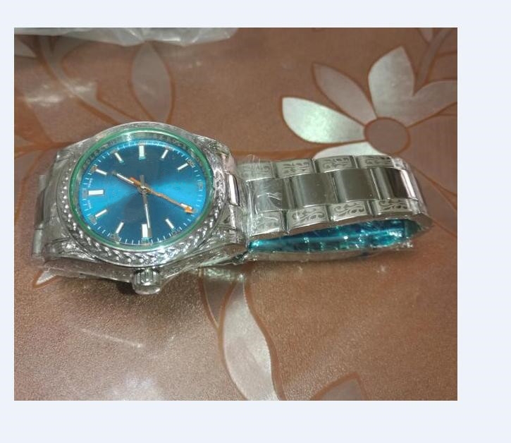 Classic Luxury Watch ANNIVERSARY EDITION GREEN CRYSTAL 36mm White Dial Carving Pattern Mechanical Automatic Sapphire Glass Mens Watches
Classic Luxury Watch ANNIVERSARY EDITION GREEN CRYSTAL 36mm White Dial Carving Pattern Mechanical Automatic Sapphire Glass Mens Watches
