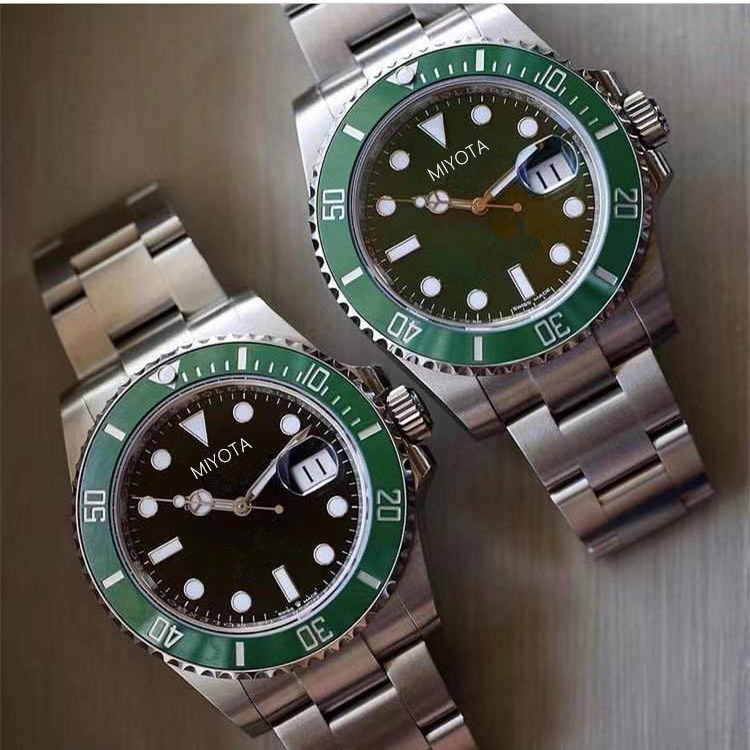 Mens Designer Watches Glide Lock Clasp 904L Stainless Steel Miyota 8215 Automatic Sapphire 50M Waterproof Mens Watches orologio di lusso, Green
Mens Designer Watches Glide Lock Clasp 904L Stainless Steel Miyota 8215 Automatic Sapphire 50M Waterproof Mens Watches orologio di lusso, Green