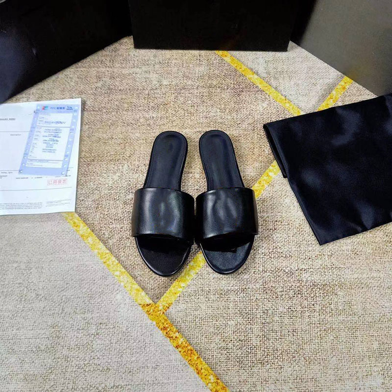 Luxury High-quality Designer Slippers ! 2021 Summer Women High Heel Flip Flops Luxury Bathroom beach Sandals 34-42, Black