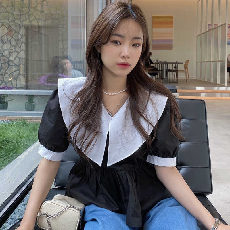 Korejpaa Women Shirt Summer French Sweet Age-Reducing Doll Collar Contrast Stitching Loose Hem Ruffled Puff Sleeve Blouses 210526