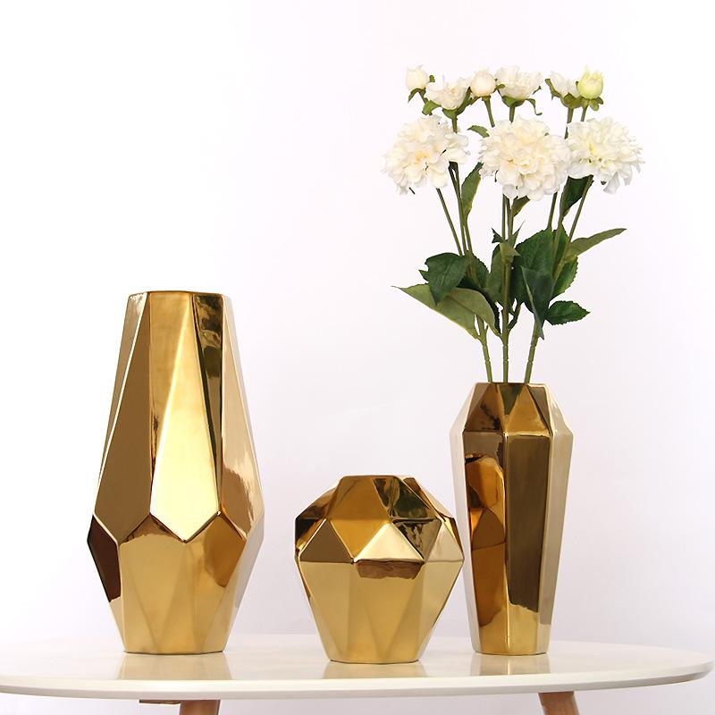 Decorative Objects & Figurines Simple Nordic Style Luxury Electroplating Gold Geometric Abstract Ceramic Vase Soft Decoration Craft Ornament
Decorative Objects & Figurines Simple Nordic Style Luxury Electroplating Gold Geometric Abstract Ceramic Vase Soft Decoration Craft Ornament