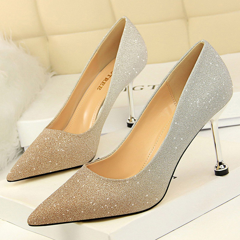 2021 Chaussures Fashion Femme Pumps Brillant Pompes Couleur Dégatrien Correspondant Femmes Talons Nouveaux Femmes Chaussures Stiletto Talons Chau