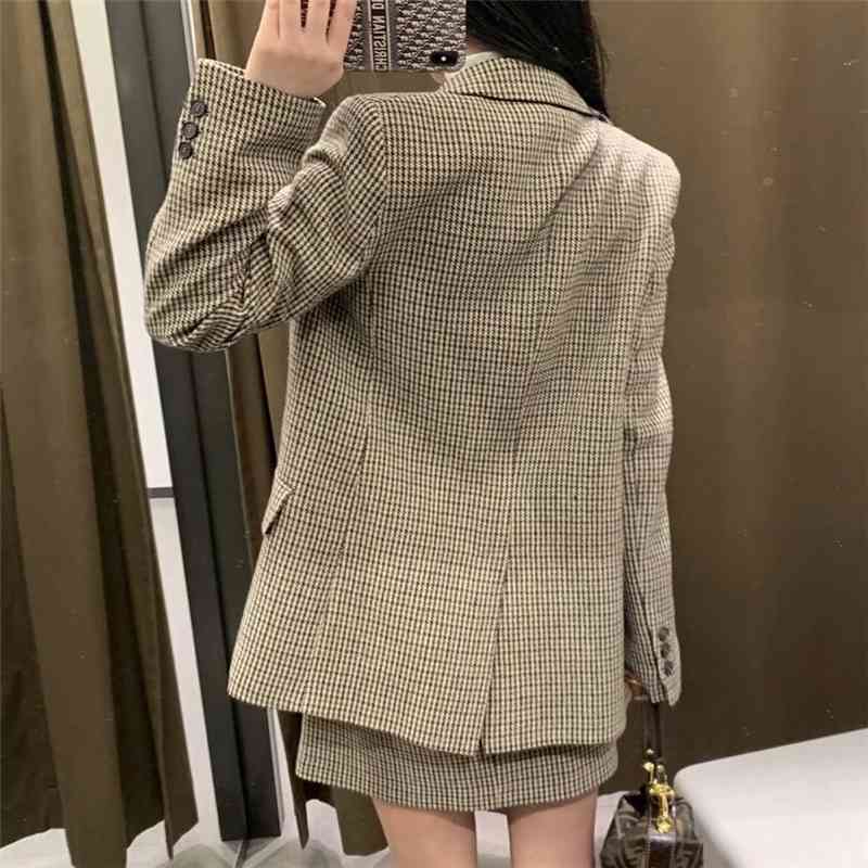 Elegant Women Khaki Plaid Jackets Fashion Ladies Notched Collar Blazers Streetwear Female Chic Pocket Button Coats 210430
