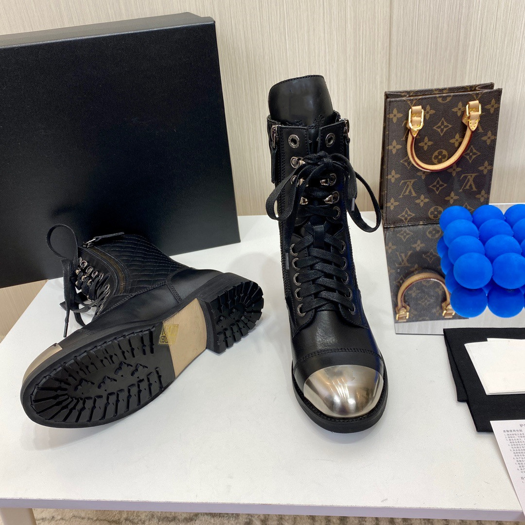 2021 Fashion boots pointeted toe zip buckle ankle temperament boot shoes Elastic side Genuine leather style Chelsea booties High-end quality, Black
2021 Fashion boots pointeted toe zip buckle ankle temperament boot shoes Elastic side Genuine leather style Chelsea booties High-end quality, Black