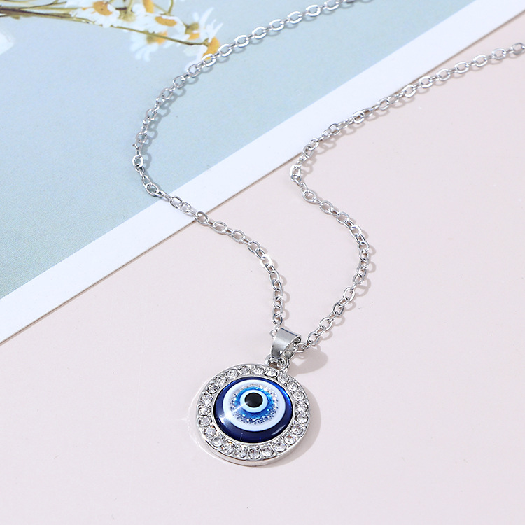 Evil Eye Necklace Third Blue Eyes Amulet Pendant Dainty Ojo Gold Chain Necklace Kabbalah Protection Adjustable Fashion Jewelry Gif