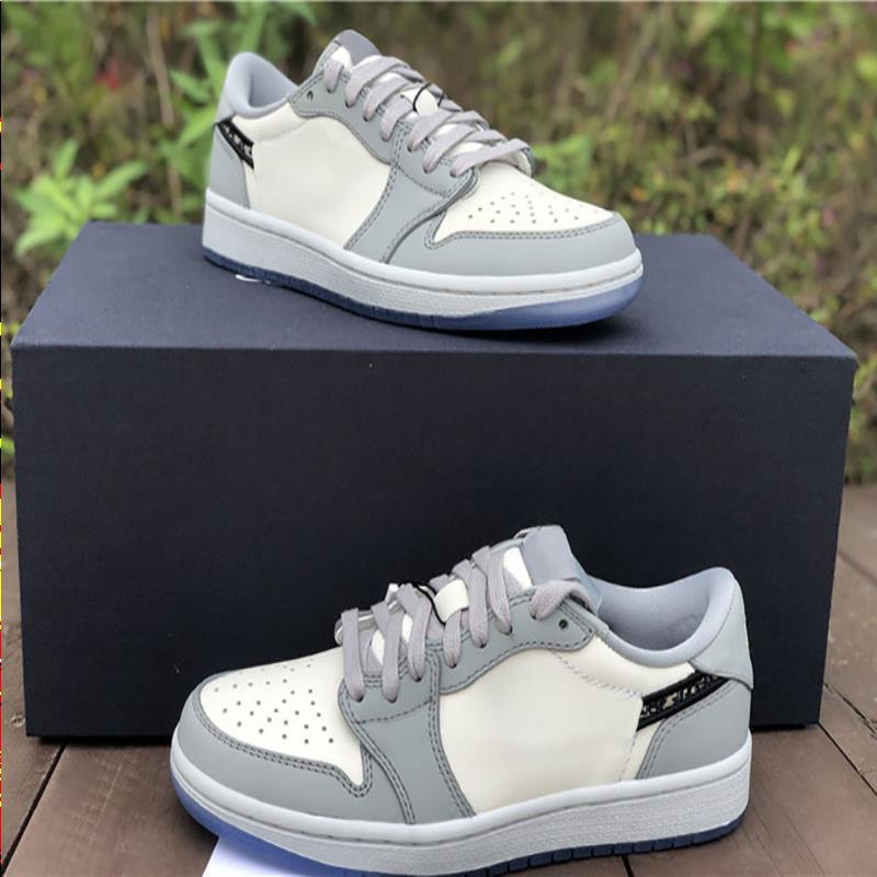 Top quality sneakers pale grey basketball shoes Dunks Classic Chicago Low running Men unique design High wear-resistant append luxury n Hoqt
Top quality sneakers pale grey basketball shoes Dunks Classic Chicago Low running Men unique design High wear-resistant append luxury n Hoqt