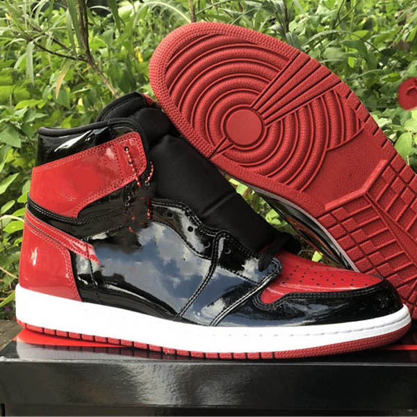 Jumpman 1 High OG Bred Patent Basketball Shoes Red Black Running Trainers Fashion Designer Sneakers Top Quality Ship With, #2
Jumpman 1 High OG Bred Patent Basketball Shoes Red Black Running Trainers Fashion Designer Sneakers Top Quality Ship With, #2