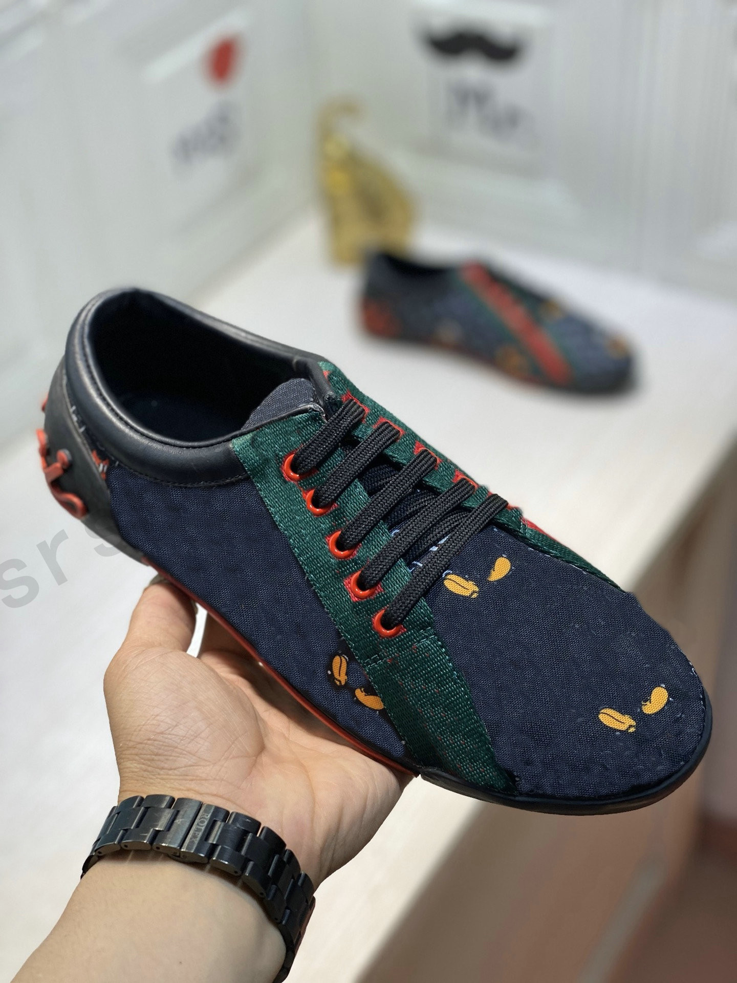 ACE Embroidered Logo Print Canvas Leather Trainers Casual Shoes Men Low-Top Green Red Blue Stripe Italy Luxurys Brand Trainer Runner Chaussures Sneakers Size38-44, Others
ACE Embroidered Logo Print Canvas Leather Trainers Casual Shoes Men Low-Top Green Red Blue Stripe Italy Luxurys Brand Trainer Runner Chaussures Sneakers Size38-44, Others