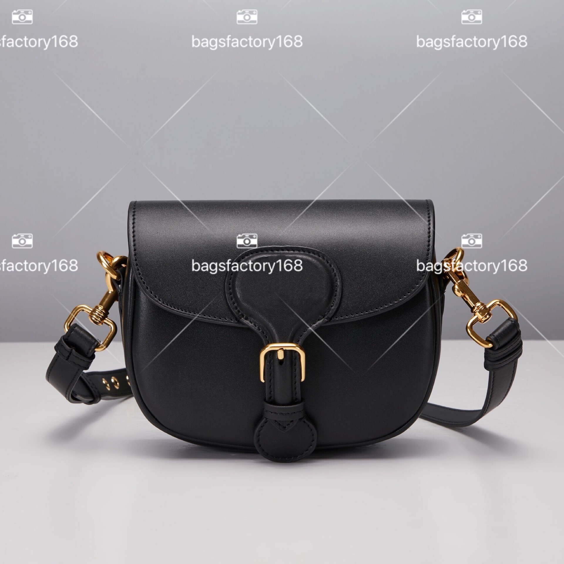 Top Quality Luxury Design Women Fashion Hand bag Modern Shoulder Bags Versatile Socialite Style Party Package Simple Casual Cross-body Packages
Top Quality Luxury Design Women Fashion Hand bag Modern Shoulder Bags Versatile Socialite Style Party Package Simple Casual Cross-body Packages