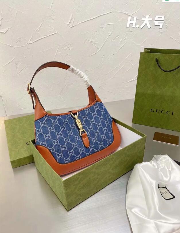 women designer handbags luxurys crossbody messenger shoulder bags chain bag good quality pu leather purses ladies handbag
women designer handbags luxurys crossbody messenger shoulder bags chain bag good quality pu leather purses ladies handbag
