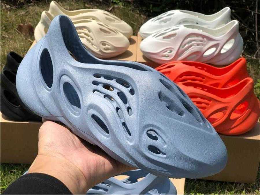 Authentic Foam RNNR Outdoor Shoes Mens Women Ararat G55486 Wave Runner Sand FY4567 Orange Black Blue Cream White Sports With Original B, Bubble wrap packaging
Authentic Foam RNNR Outdoor Shoes Mens Women Ararat G55486 Wave Runner Sand FY4567 Orange Black Blue Cream White Sports With Original B, Bubble wrap packaging