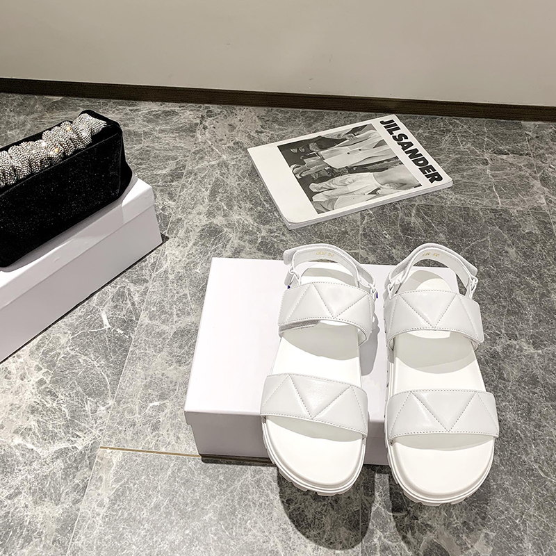 Spring Summer Women Shoes Genuine Leather Sandals Casual Fashion Beach Outdoor Shoe White, Black
Spring Summer Women Shoes Genuine Leather Sandals Casual Fashion Beach Outdoor Shoe White, Black