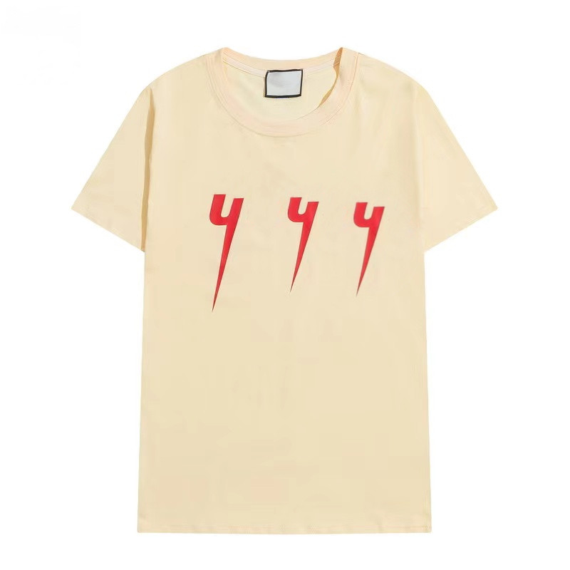 Men' T-shirts designer bags luxury men' Tees wear summer round neck sweat absorbing short sleeves outdoor breathable cotton printed coats lovers' clothing
Men' T-shirts designer bags luxury men' Tees wear summer round neck sweat absorbing short sleeves outdoor breathable cotton printed coats lovers' clothing