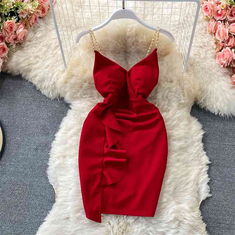Sexy Beading Chain Spaghetti Strap Mini Dress Solid V-neck Sleeveless High Waist Ruffles Women Summer Club Party Bodycon 210603, Black
Sexy Beading Chain Spaghetti Strap Mini Dress Solid V-neck Sleeveless High Waist Ruffles Women Summer Club Party Bodycon 210603, Black