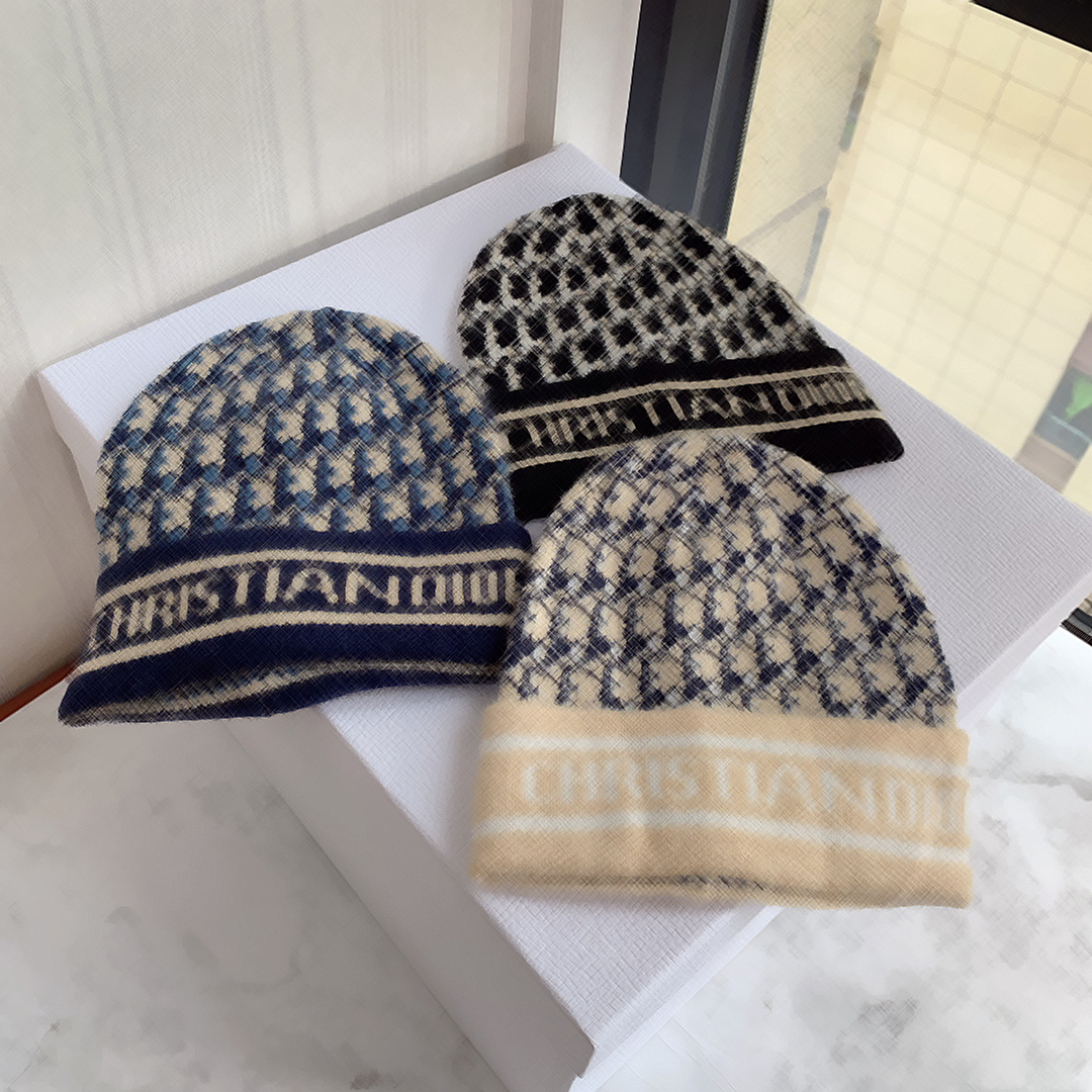 Designer Letters Embroidery Print Men Women Beanie Cap Luxury Skull Hat Knitted Caps Ski Hats Snapback Fitted Unisex Winter Casual Outdoor High Quality 3color, Blue
Designer Letters Embroidery Print Men Women Beanie Cap Luxury Skull Hat Knitted Caps Ski Hats Snapback Fitted Unisex Winter Casual Outdoor High Quality 3color, Blue