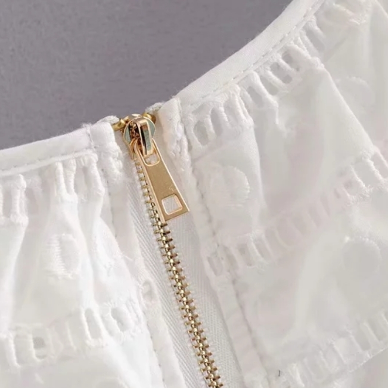 Hollowing Embroidery Cascading Ruffle Women Vest Shirt Casual White Blouse Summer Style Small Tops Fashion Chemise S5508 210430