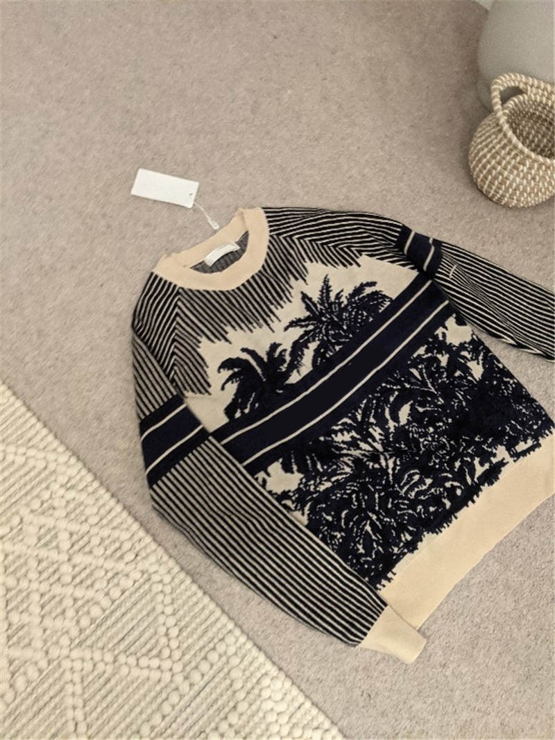 Women Tops Sweater Wool Knits Sweatshirts Unisex Animal Pattern With Letter Embroidery Lady Slim Sweaters Long Sleeve Spring Autumn Style Size -XL, Brown
Women Tops Sweater Wool Knits Sweatshirts Unisex Animal Pattern With Letter Embroidery Lady Slim Sweaters Long Sleeve Spring Autumn Style Size -XL, Brown