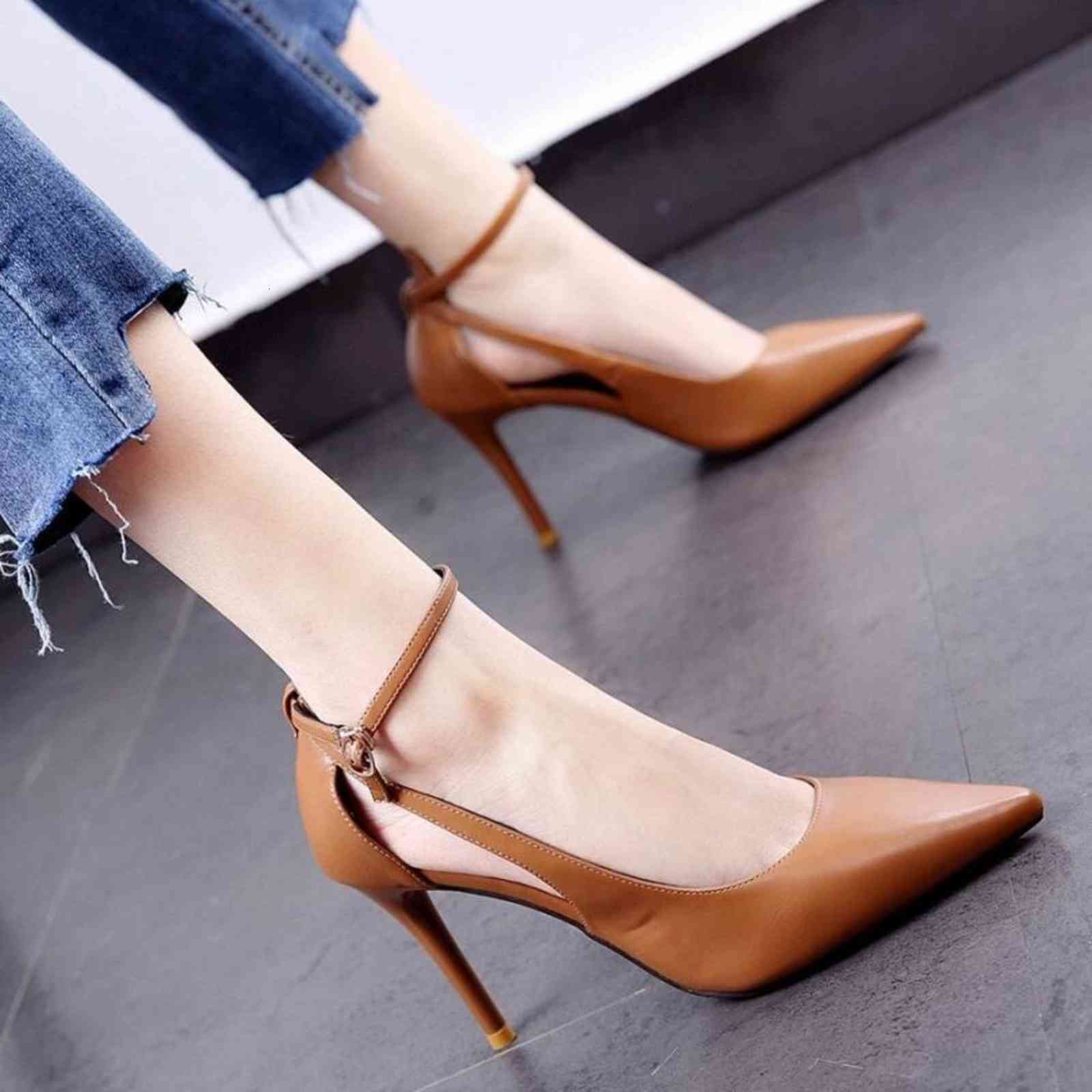 dress shoes spring/autumn women pumps woman high heels pointed toe office lady work buckle soft pu leather black red brown beige u
dress shoes spring/autumn women pumps woman high heels pointed toe office lady work buckle soft pu leather black red brown beige u