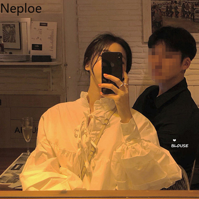 Neploe Women Blouses Loose Bandage Bowknot Tops Korean Vintage Sweet Blusas Mujer Lace Stand Neck Lantern Sleeve White Shirts 210422