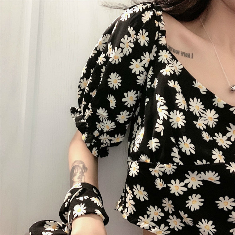 crop top women daisy Short blouse vintage summer fashion print Floral shirt Casual Chiffon blouses boho tops 210510