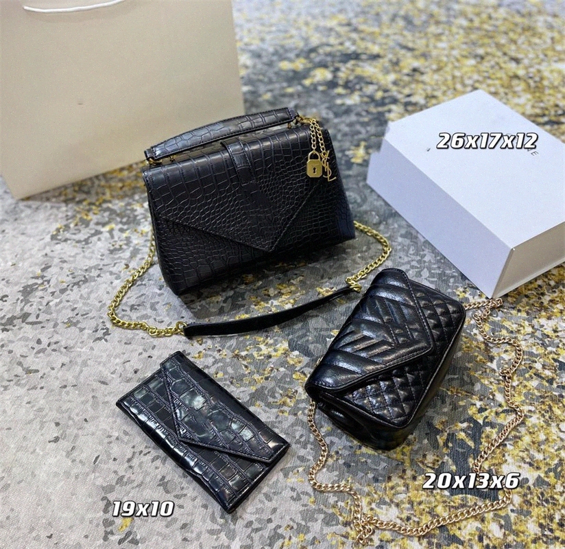2021 Top quality woman luxurys designers crossbody bags wallet backpack handbags purses card holder bag shoulder tote mini 3-piece set Designer Leather purse l3V5#
2021 Top quality woman luxurys designers crossbody bags wallet backpack handbags purses card holder bag shoulder tote mini 3-piece set Designer Leather purse l3V5#