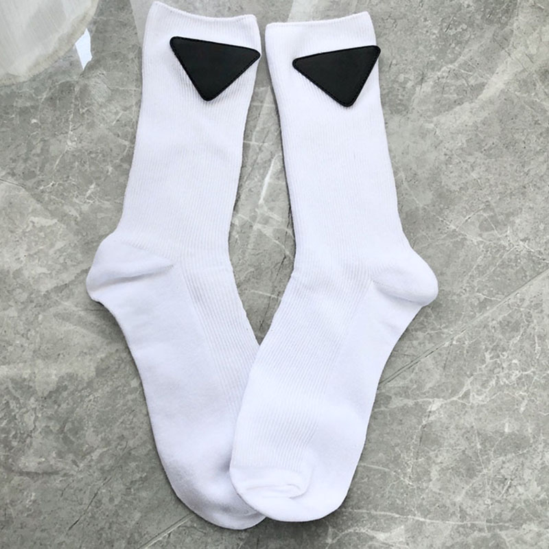 Personalized Embroidery Breathable Sports Socks Simple Solid Color Stockings for Couples Street Style Basketball Sock, Black
Personalized Embroidery Breathable Sports Socks Simple Solid Color Stockings for Couples Street Style Basketball Sock, Black