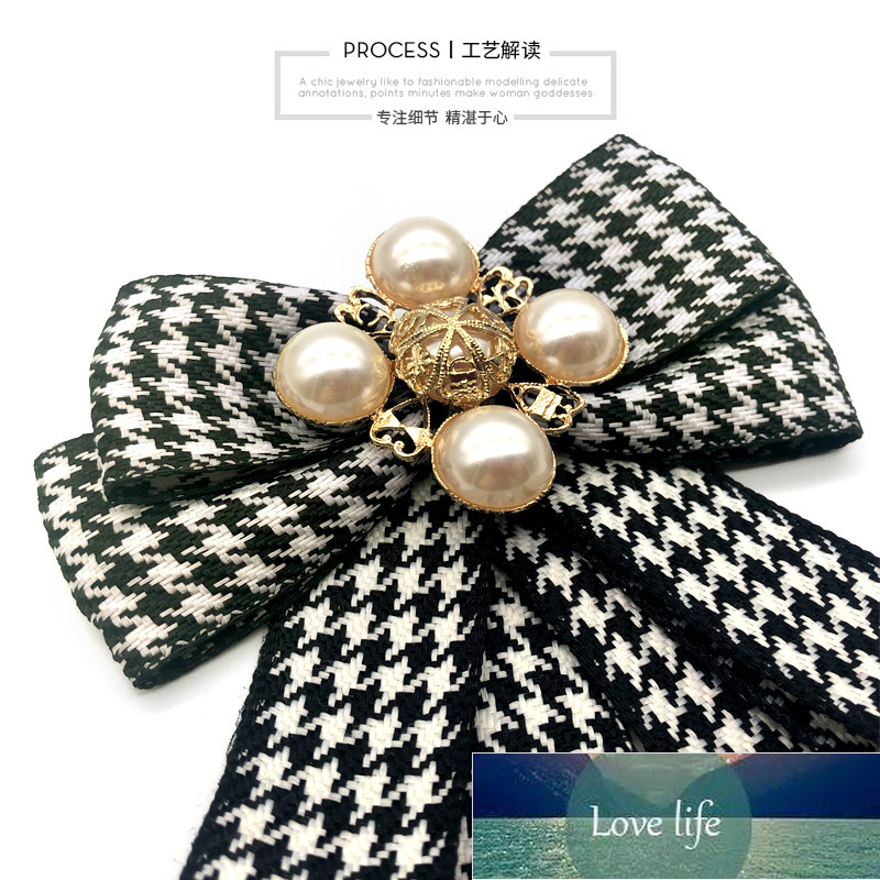 Classical Plaid Striped Printed Bow Brooch Canvas Pearls Bow Tie Corsage Collar Brooches for Women Shirt Collar Clothes Jewelry Factory price expert d