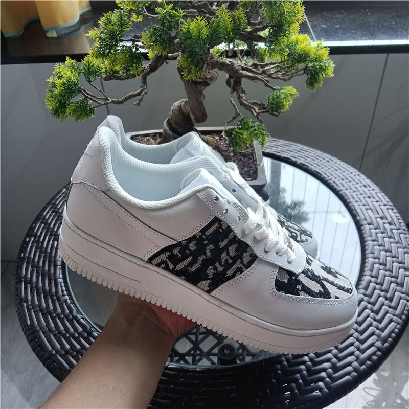 21ss Company-level original single version joint first layer soft leather stitching sneakers casual sports, Vip
21ss Company-level original single version joint first layer soft leather stitching sneakers casual sports, Vip
