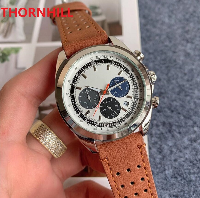 Top Fashion Chronograph Quartz Mens Watch 42mm Leather Band Date Men's Clock Relogio Masculino, Slivery;brown
Top Fashion Chronograph Quartz Mens Watch 42mm Leather Band Date Men's Clock Relogio Masculino, Slivery;brown