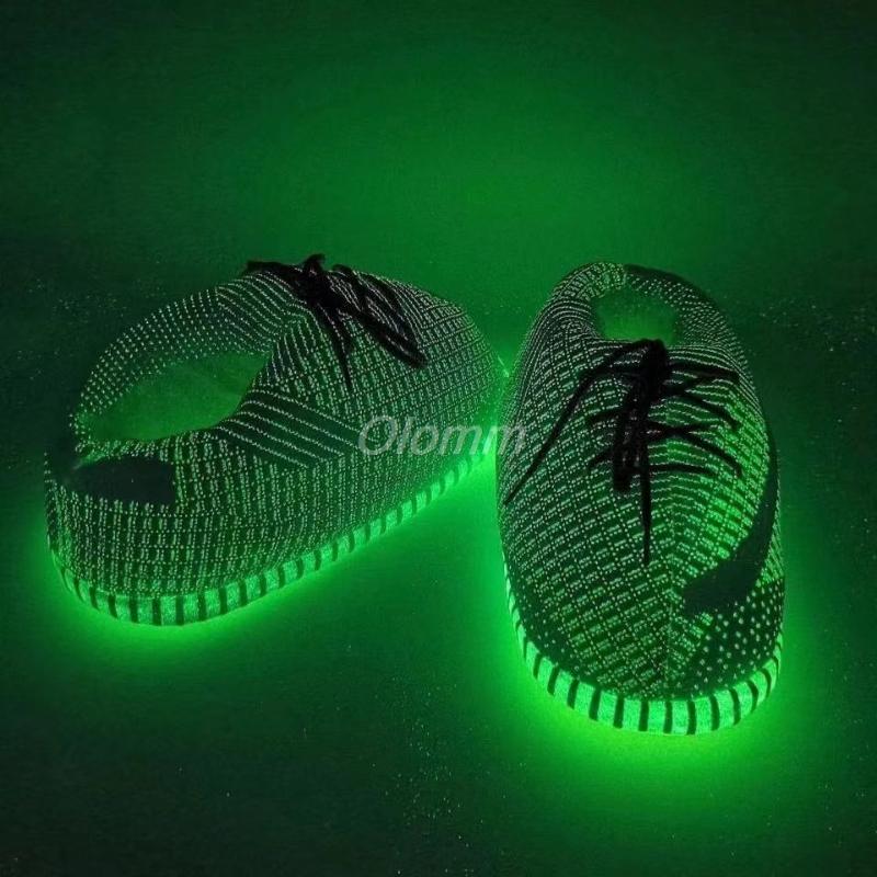 Unisex Big Size 35-45 Winter Slippers Warm Home Men/Women House Floor Shoes Woman Banquet Flash Sneakers, Black
Unisex Big Size 35-45 Winter Slippers Warm Home Men/Women House Floor Shoes Woman Banquet Flash Sneakers, Black