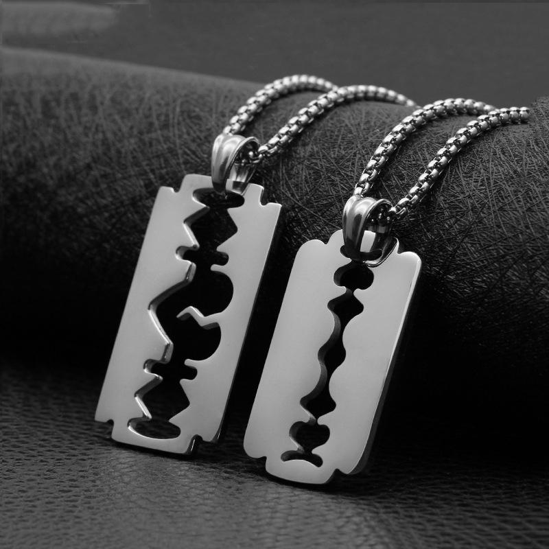 Pendant Necklaces High Quality Unique Hollow Out Heart Love Steel Razor Blade Shaver Shaped Stainless Necklace Dog Tag
Pendant Necklaces High Quality Unique Hollow Out Heart Love Steel Razor Blade Shaver Shaped Stainless Necklace Dog Tag