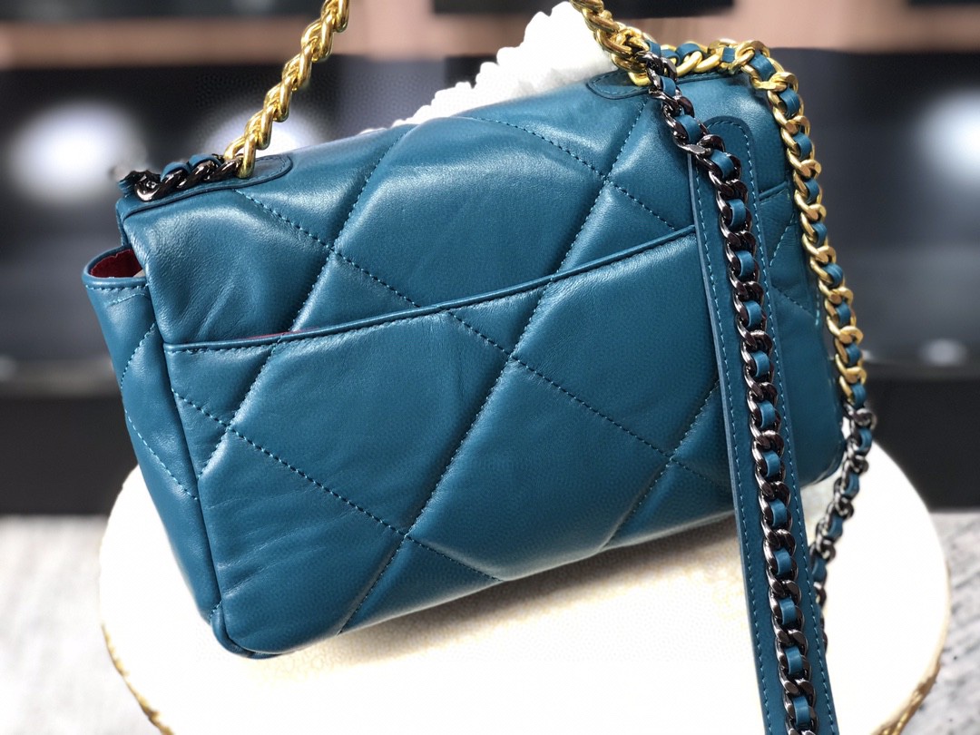 European leather handbags Tote Bags genuine Large Capacity Handbag Womens Shoulder Messenger Bag Female Fashion Daily Totes Lady Elegant 26c
European leather handbags Tote Bags genuine Large Capacity Handbag Womens Shoulder Messenger Bag Female Fashion Daily Totes Lady Elegant 26c
