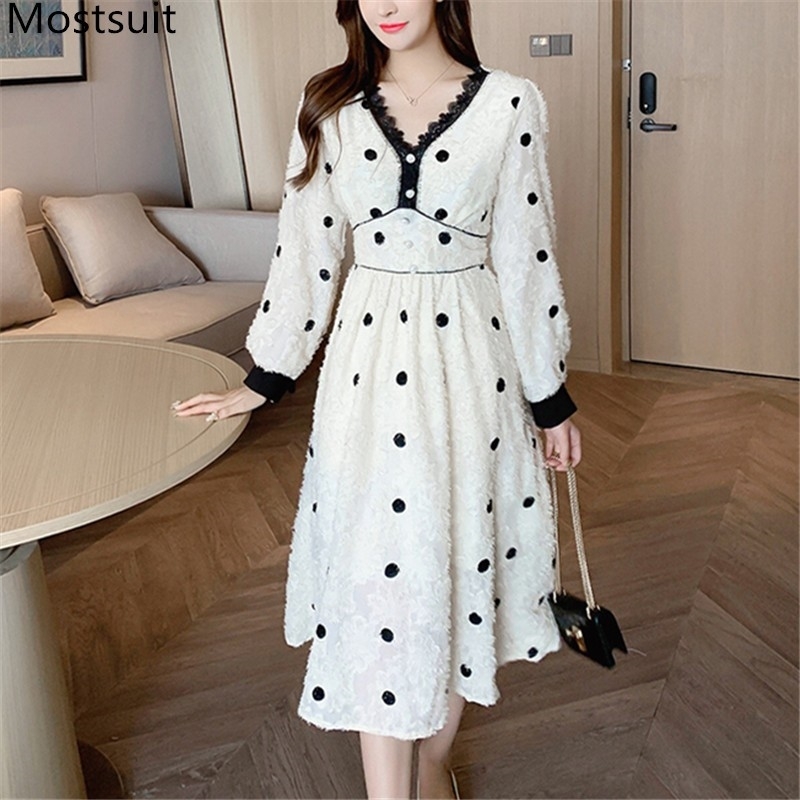 Autumn Elegant Ladies Dot Printed Lace Spliced Dress Women Korean Fashion Long Sleeve V-neck A-line Dresses Vestidos Femme 210518, Black
Autumn Elegant Ladies Dot Printed Lace Spliced Dress Women Korean Fashion Long Sleeve V-neck A-line Dresses Vestidos Femme 210518, Black