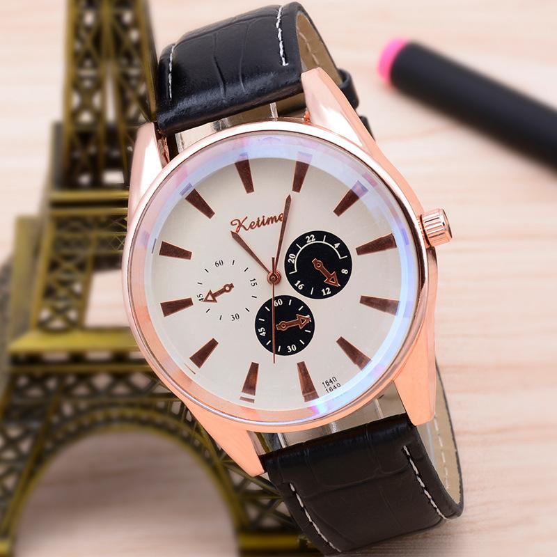 Wristwatches Fashion Business Men's Watch Korean-Style Sports Three-Eye Blue Color Big Light Side Quartz Luxury Men Wristwatch
Wristwatches Fashion Business Men's Watch Korean-Style Sports Three-Eye Blue Color Big Light Side Quartz Luxury Men Wristwatch
