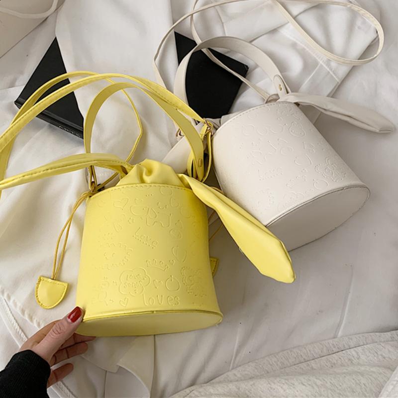 Fashion Women PU Leather Bucket Bag Pure Color Cartoon Embossing Shoulder Crossbody Bags Casual Ladies Small Top-handle Handbags Cross Body, Black
Fashion Women PU Leather Bucket Bag Pure Color Cartoon Embossing Shoulder Crossbody Bags Casual Ladies Small Top-handle Handbags Cross Body, Black