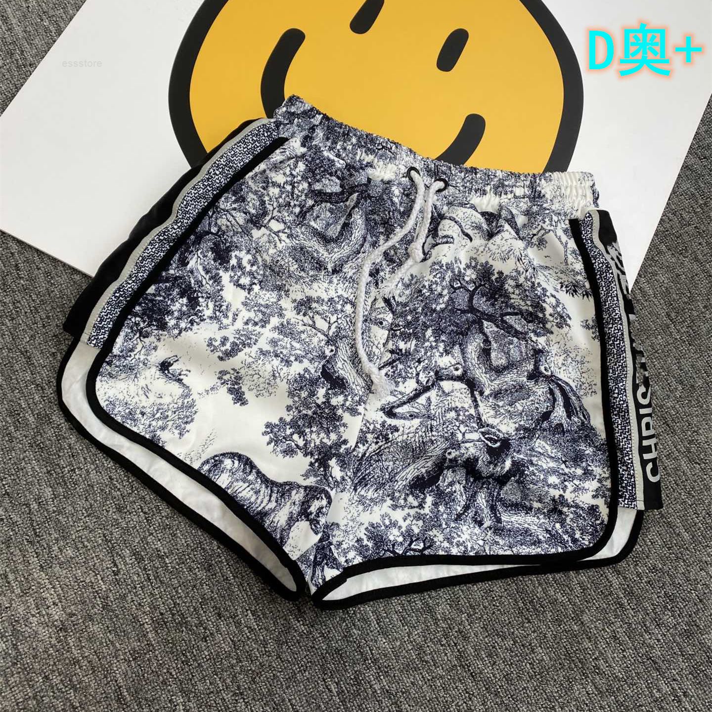 pants trousers d family jungle series ink painting style high waist elastic drawstring ribbon wide leg shorts women's summer, Black;white
pants trousers d family jungle series ink painting style high waist elastic drawstring ribbon wide leg shorts women's summer, Black;white