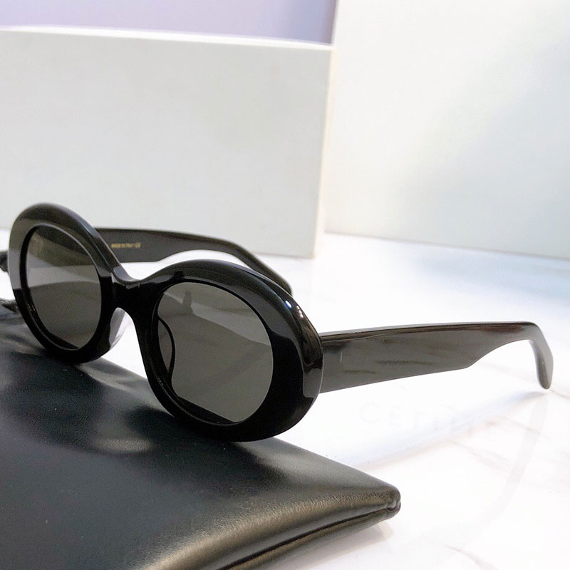 Fashion sunglasses CL4S194 minimalist oval frame design designer womens glasses five-color choice travel summer style UV400 protection with lens case
Fashion sunglasses CL4S194 minimalist oval frame design designer womens glasses five-color choice travel summer style UV400 protection with lens case
